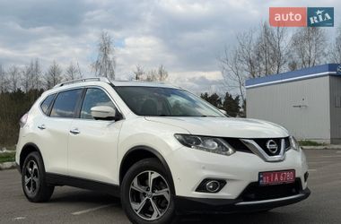 Внедорожник / Кроссовер Nissan X-Trail 2017 в Радивилове