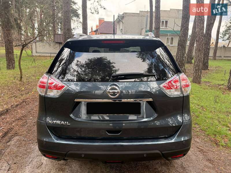 Внедорожник / Кроссовер Nissan X-Trail 2016 в Ахтырке