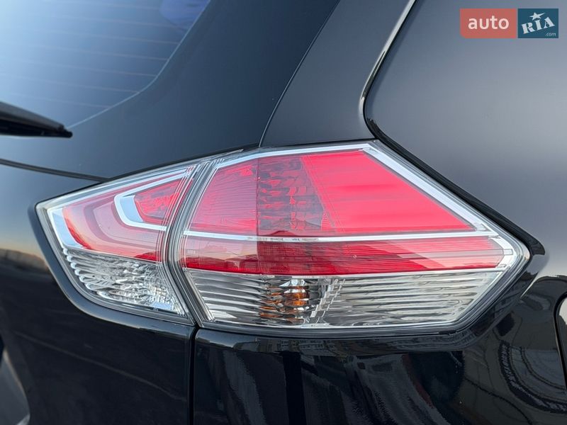 Внедорожник / Кроссовер Nissan X-Trail 2017 в Виннице