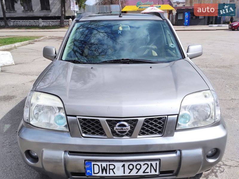 Внедорожник / Кроссовер Nissan X-Trail 2005 в Лебедине