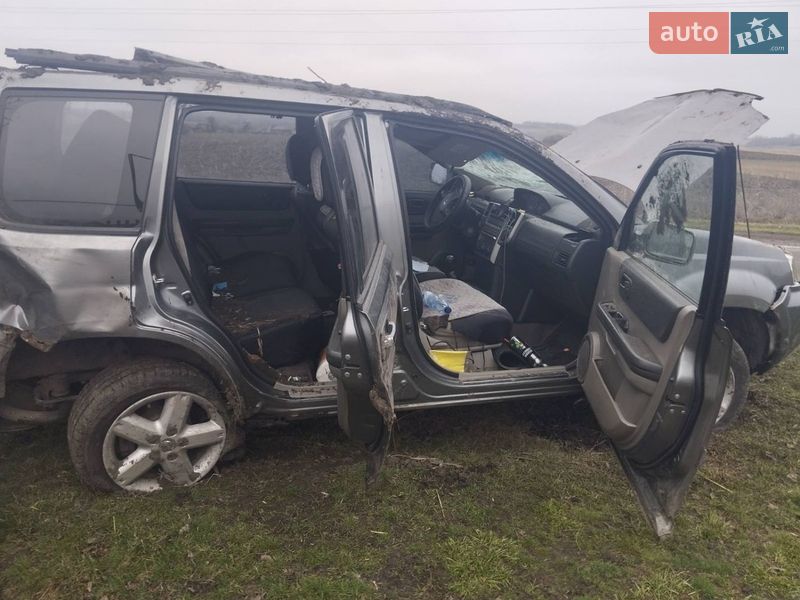 Позашляховик / Кросовер Nissan X-Trail 2006 в Харкові фото 4 Позашляховик / Кросовер Nissan X-Trail 2006 в Харкові