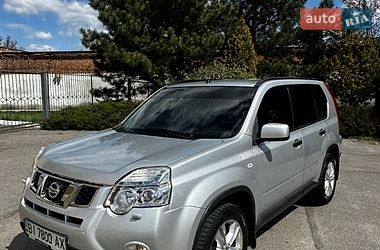 Позашляховик / Кросовер Nissan X-Trail 2011 в Полтаві