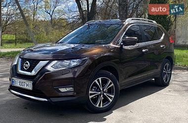Внедорожник / Кроссовер Nissan X-Trail 2021 в Ромнах