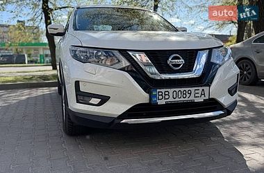 Внедорожник / Кроссовер Nissan X-Trail 2020 в Хмельницком