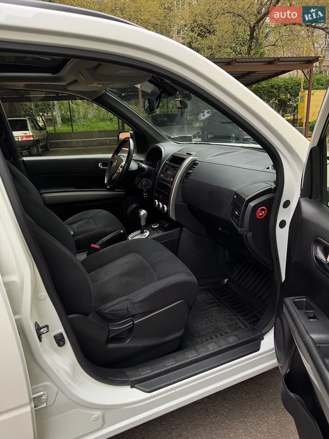 2012 Nissan X-Trail - мініатюра 18