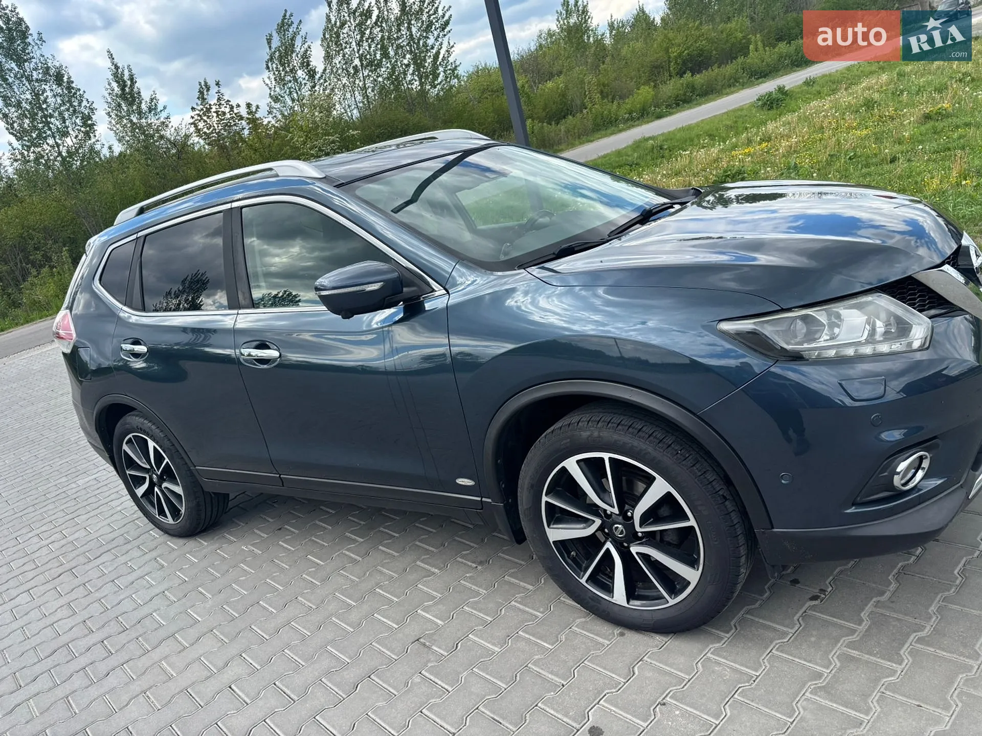 2015 Nissan X-Trail - мініатюра 2