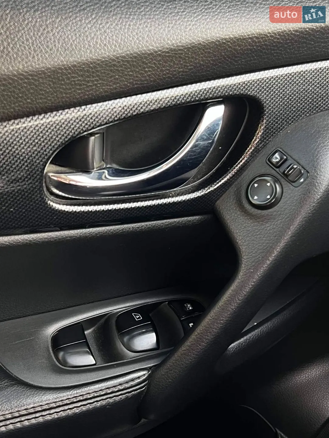 2015 Nissan X-Trail - мініатюра 28