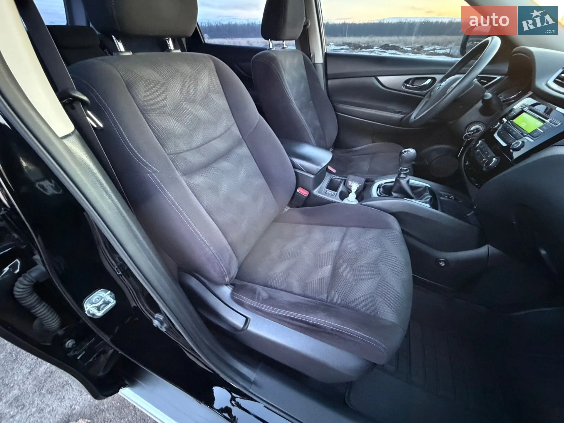 2017 Nissan X-Trail - мініатюра 46