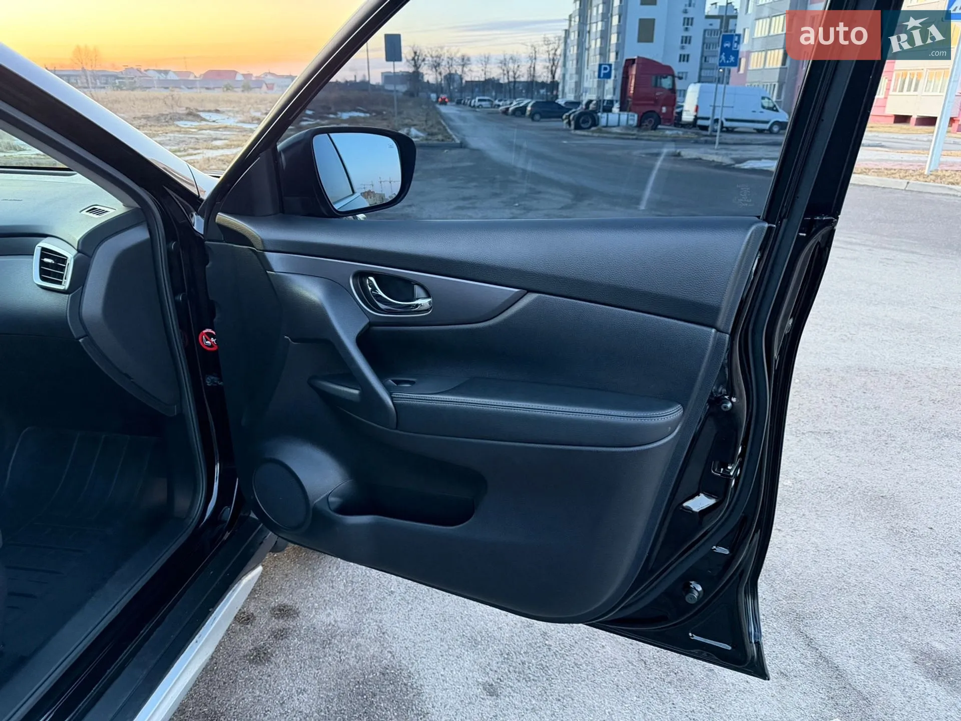 2017 Nissan X-Trail - мініатюра 51