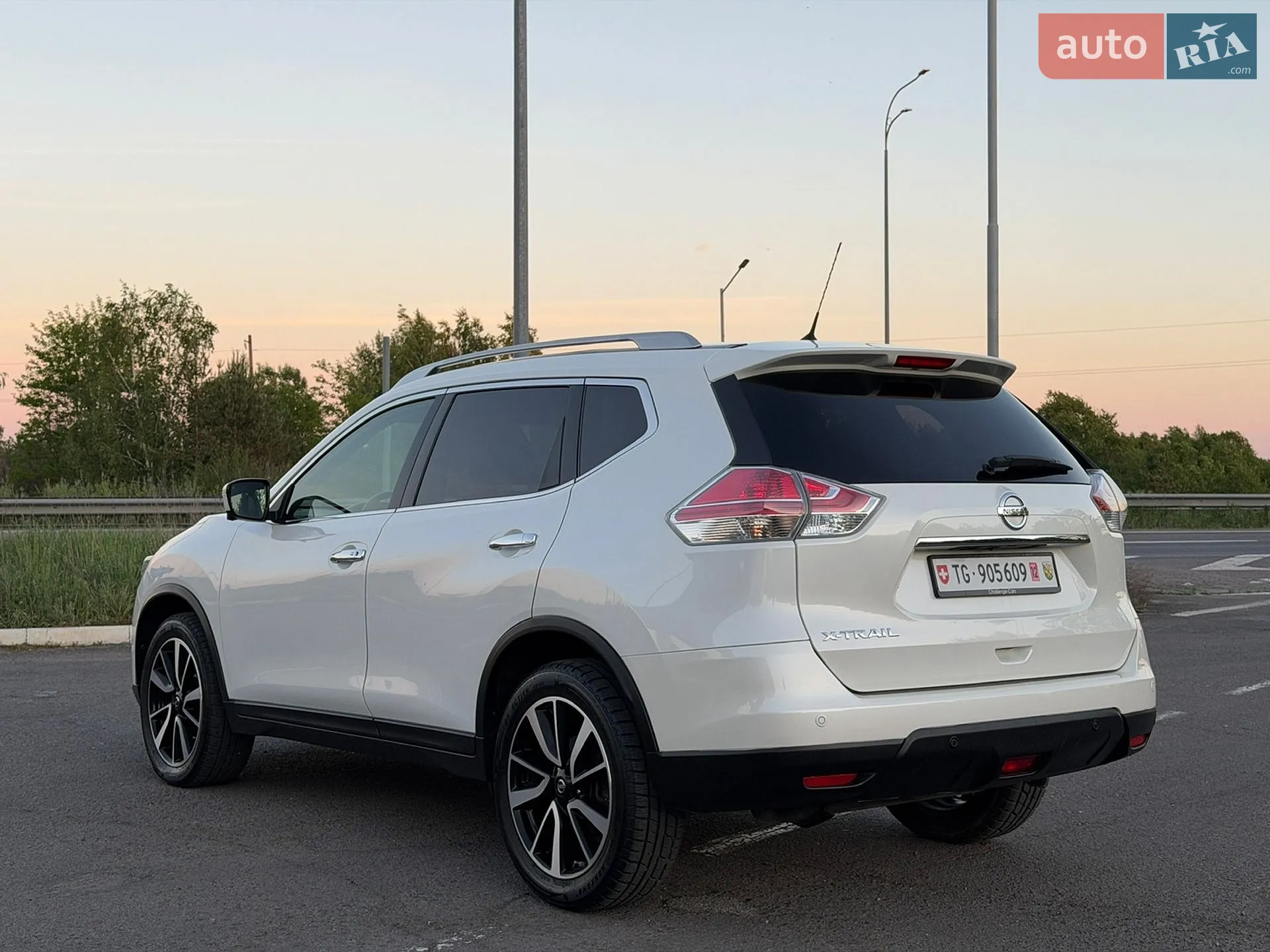 2015 Nissan X-Trail - мініатюра 9