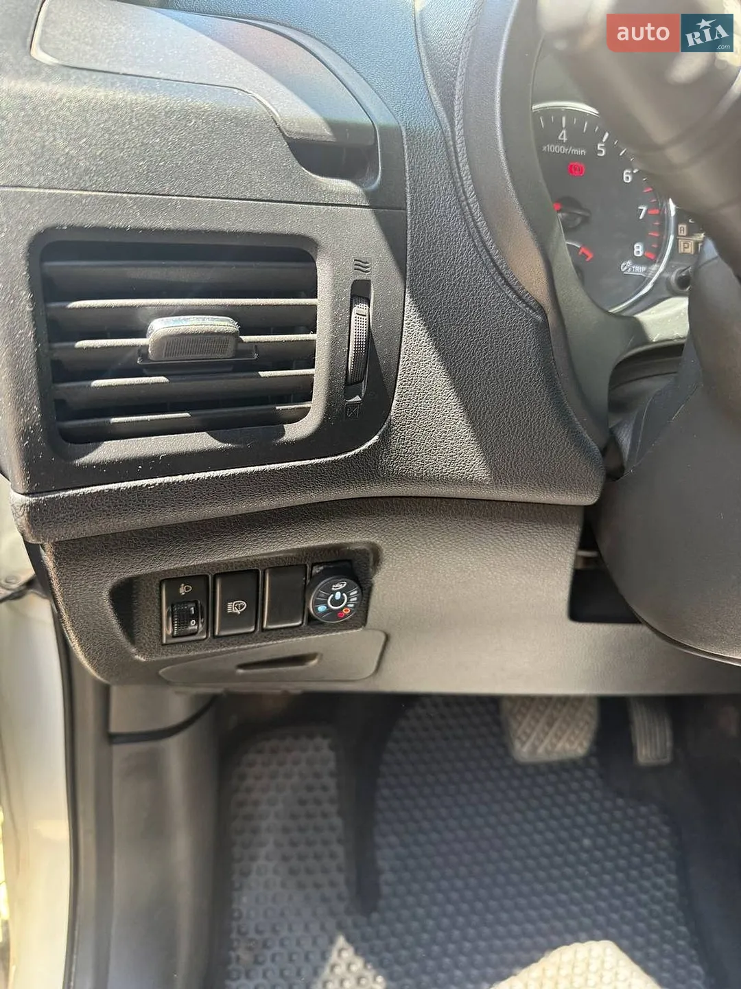 2012 Nissan X-Trail - мініатюра 16