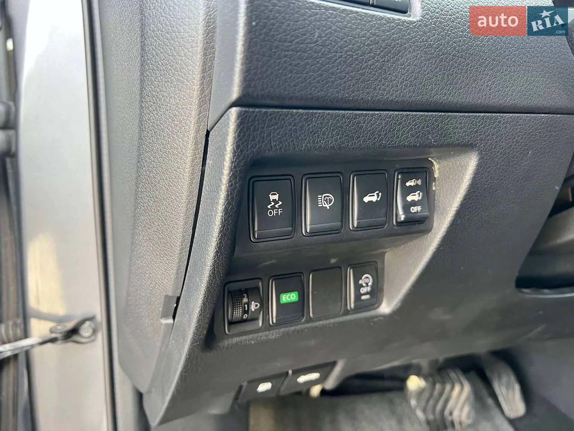 2015 Nissan X-Trail - мініатюра 26