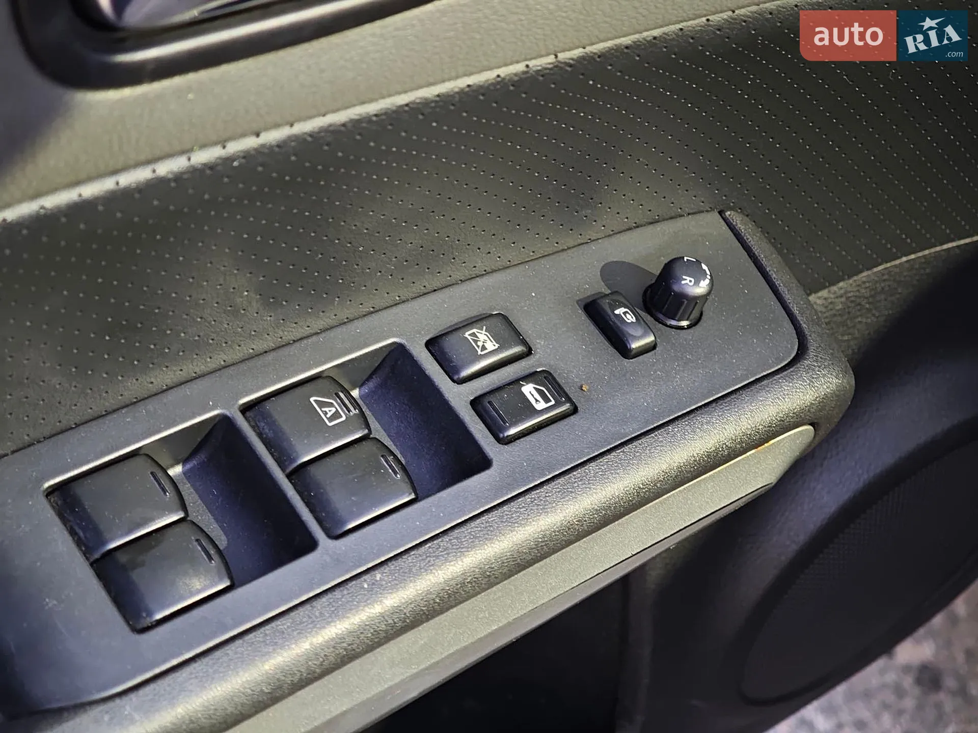2010 Nissan X-Trail - мініатюра 21