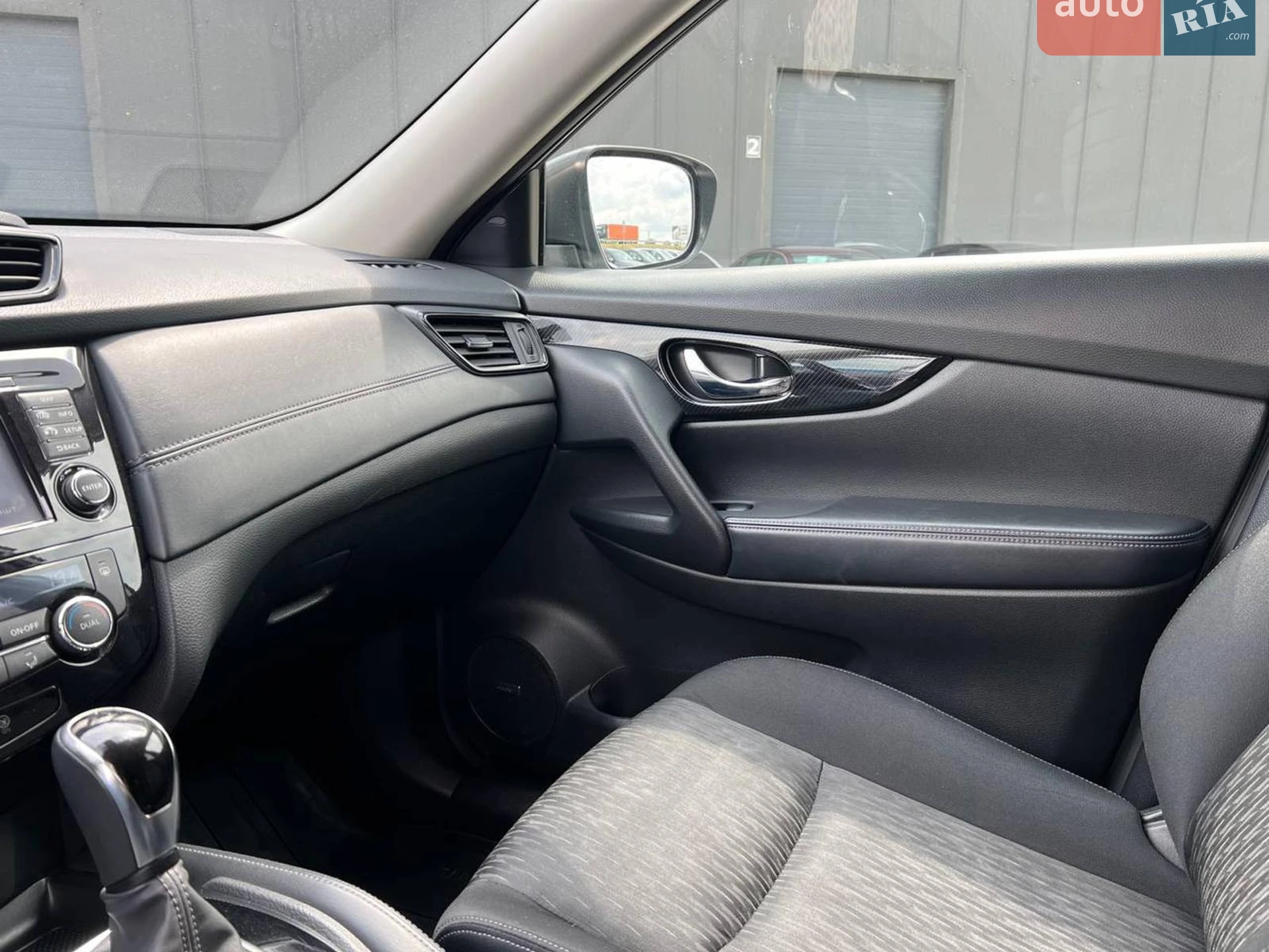 2018 Nissan X-Trail - мініатюра 38
