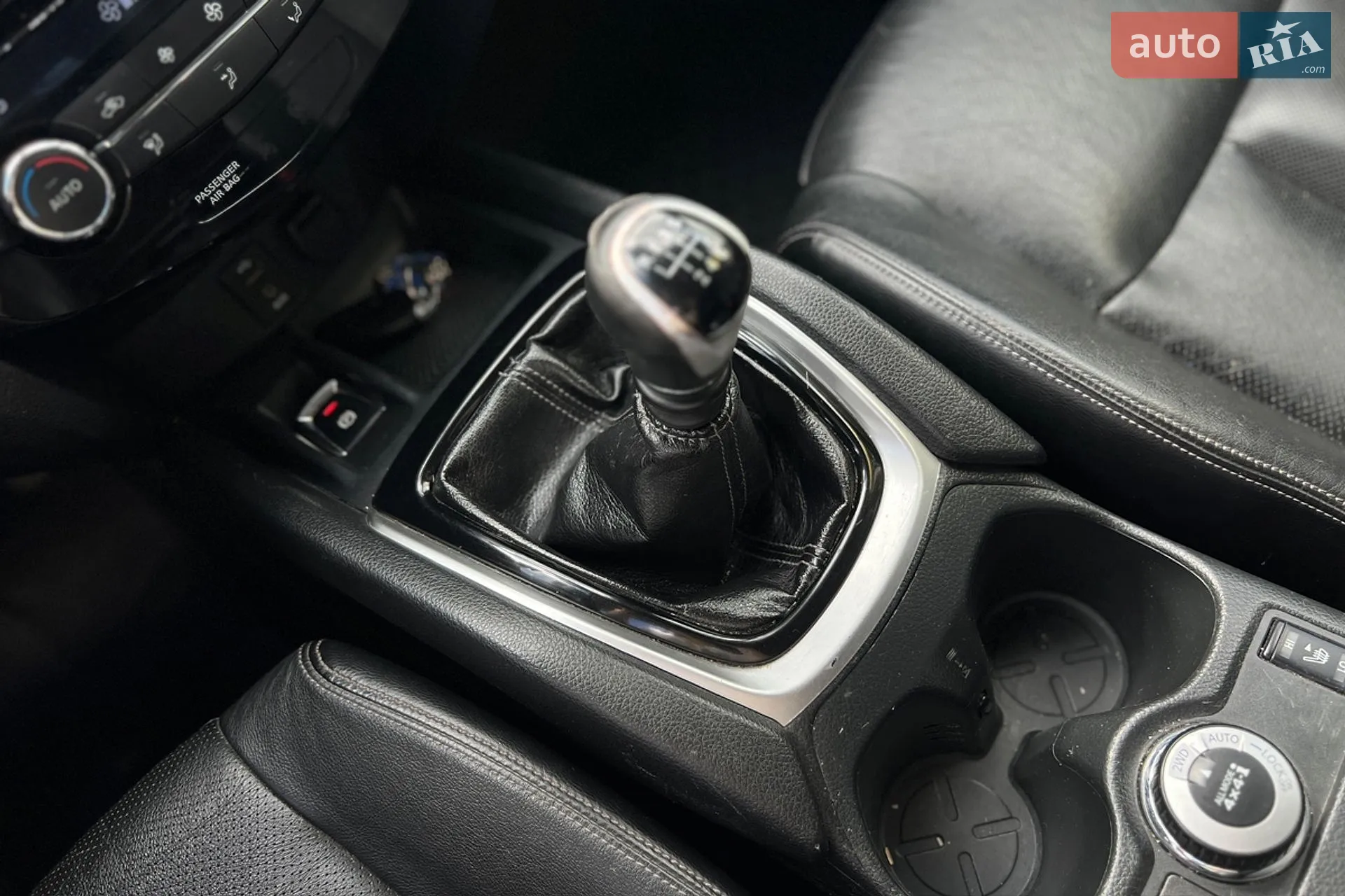 2015 Nissan X-Trail - мініатюра 19