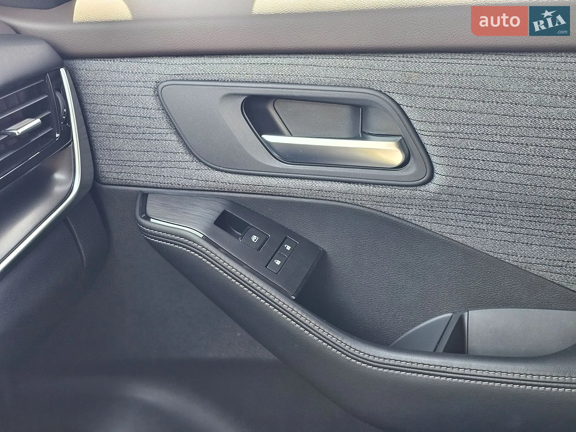 2023 Nissan X-Trail - мініатюра 19