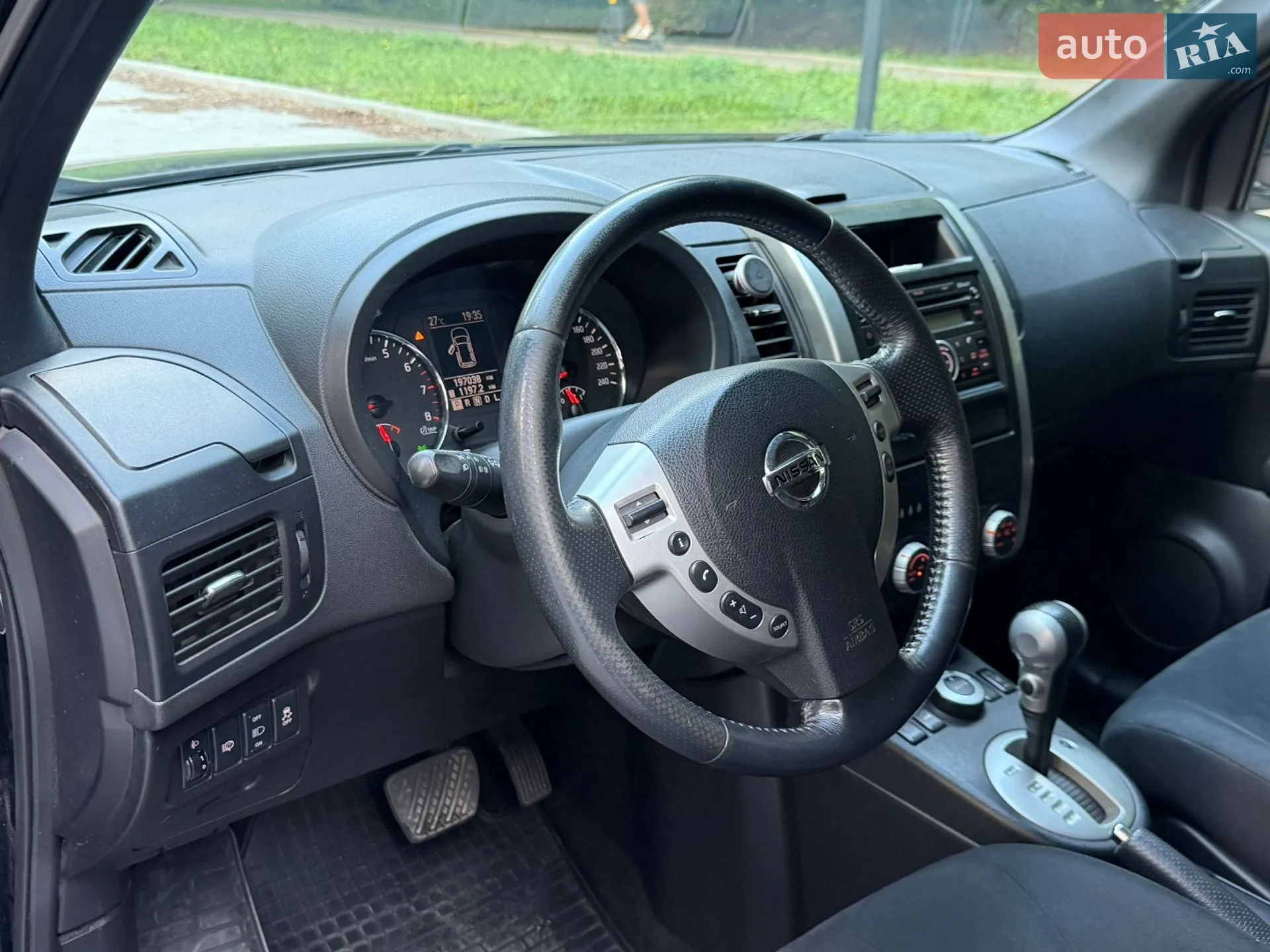 2011 Nissan X-Trail - мініатюра 38