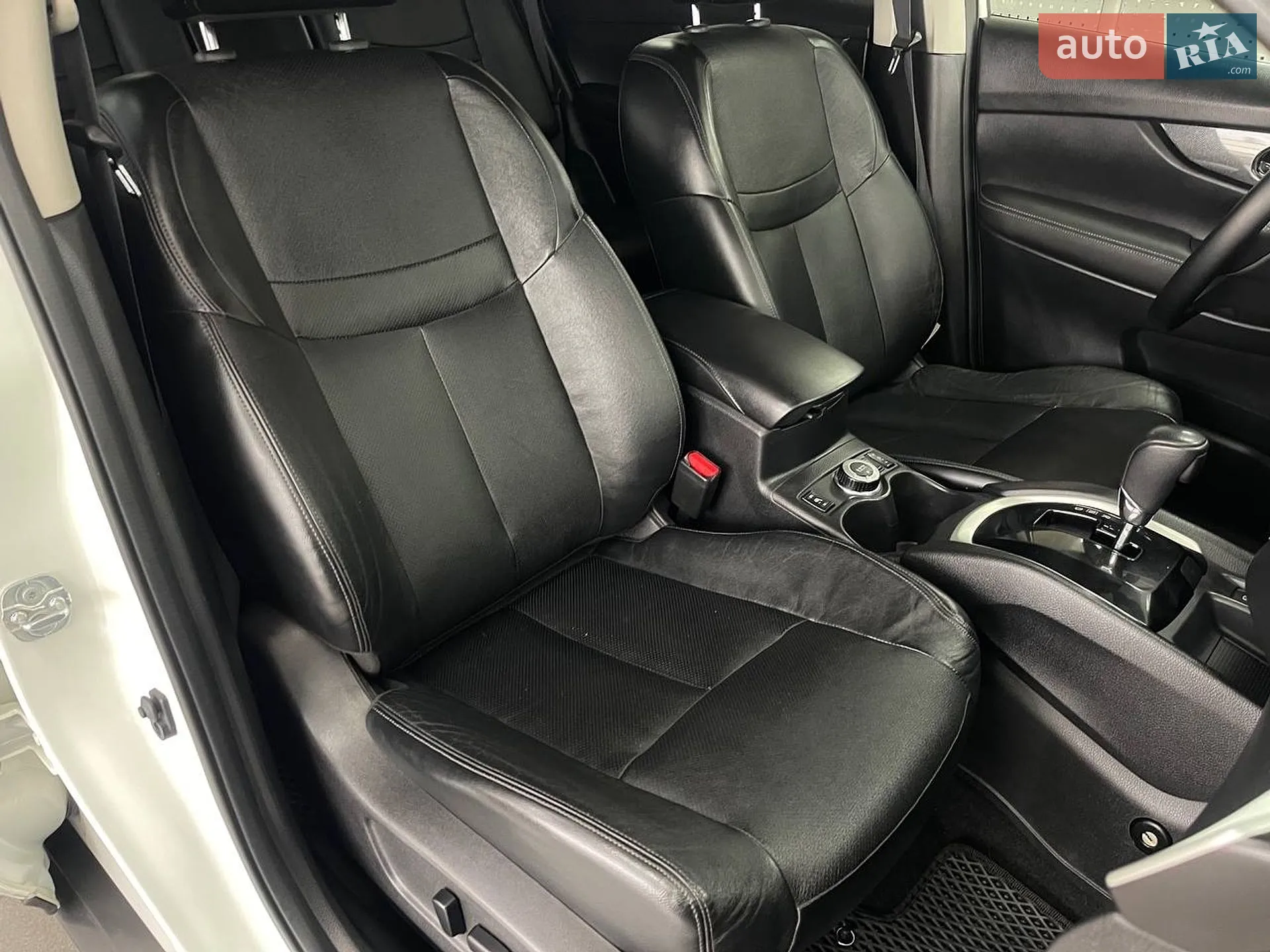 2017 Nissan X-Trail - мініатюра 25