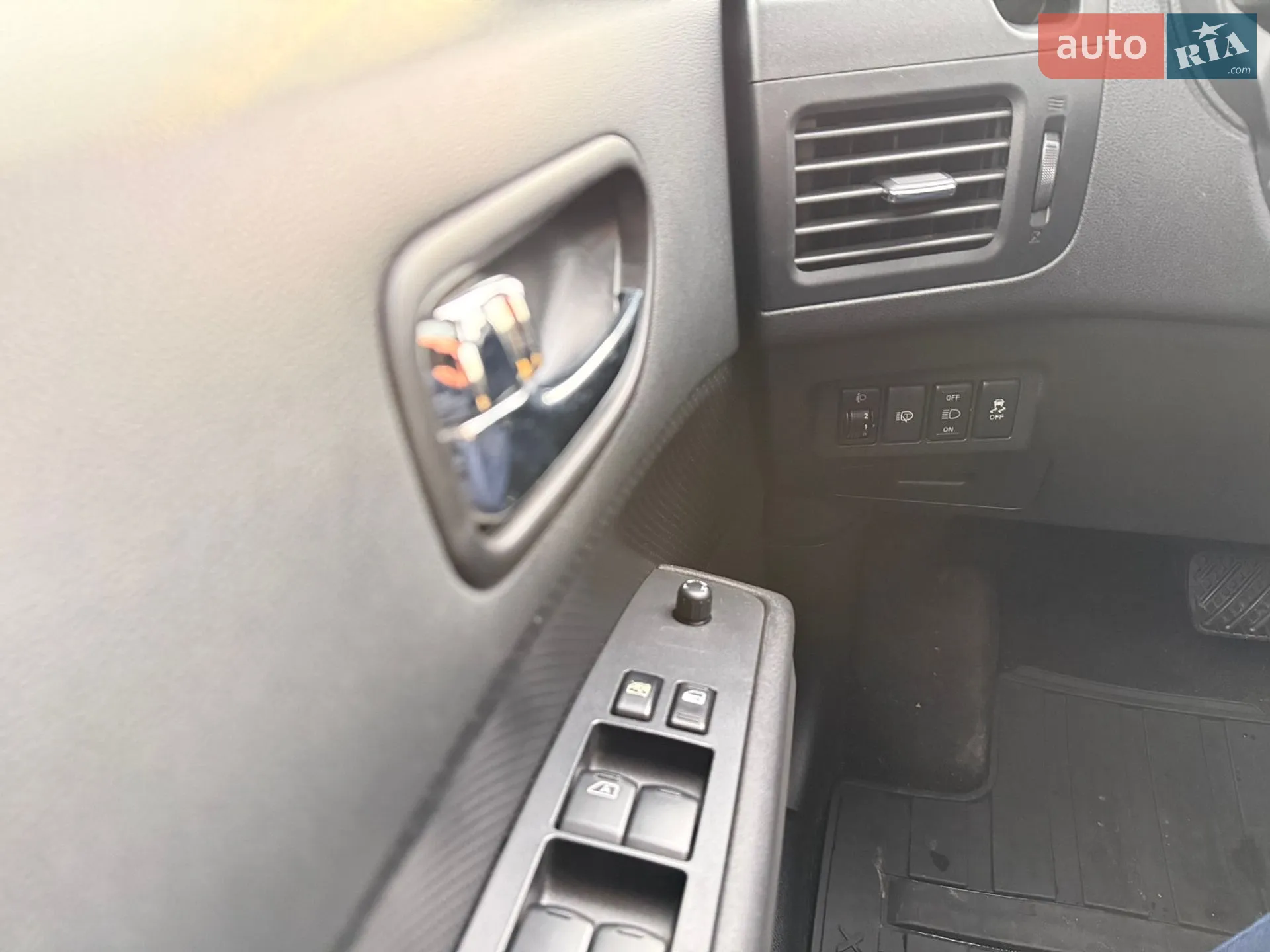 2012 Nissan X-Trail - мініатюра 18