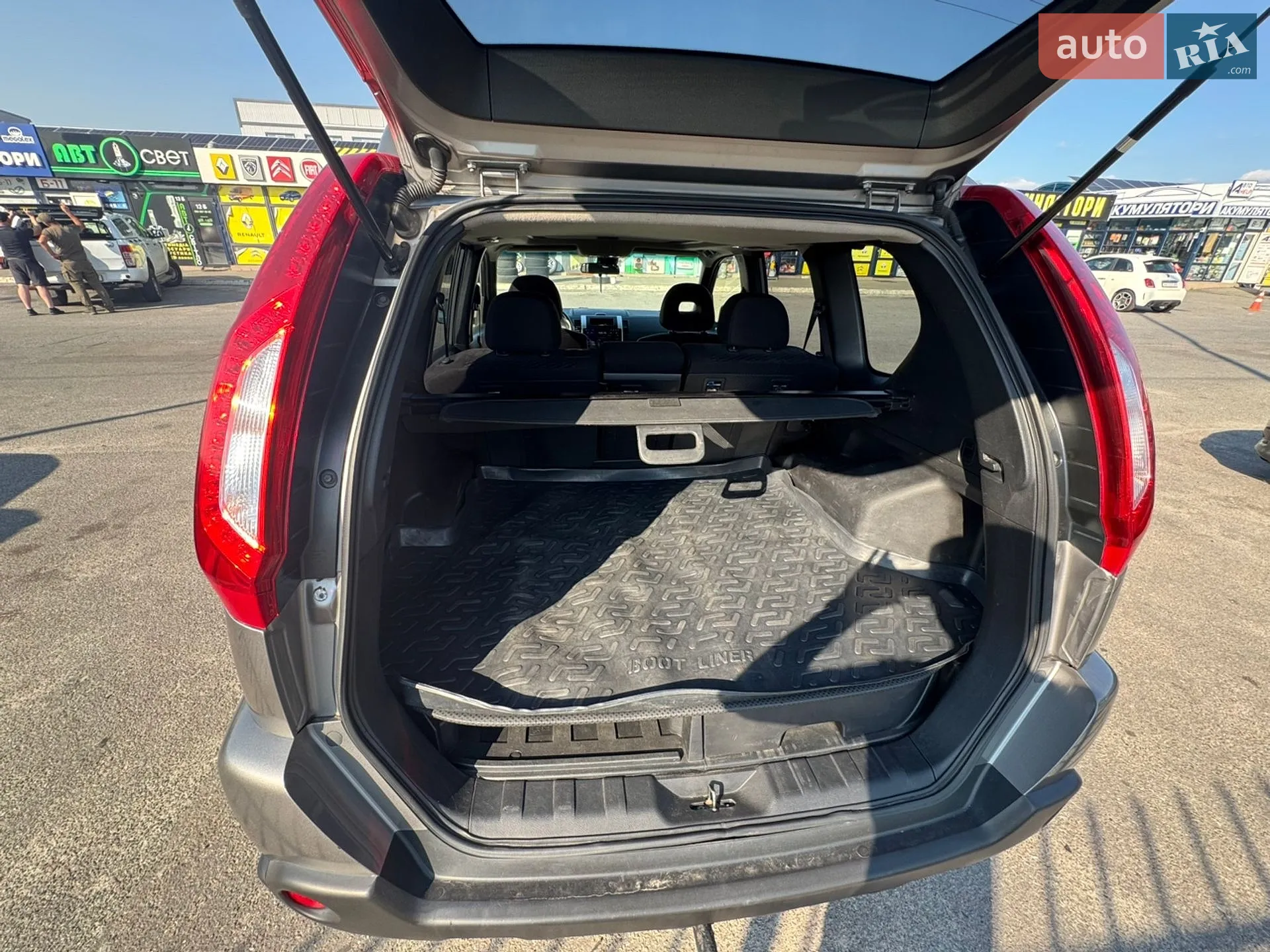 2013 Nissan X-Trail - мініатюра 16