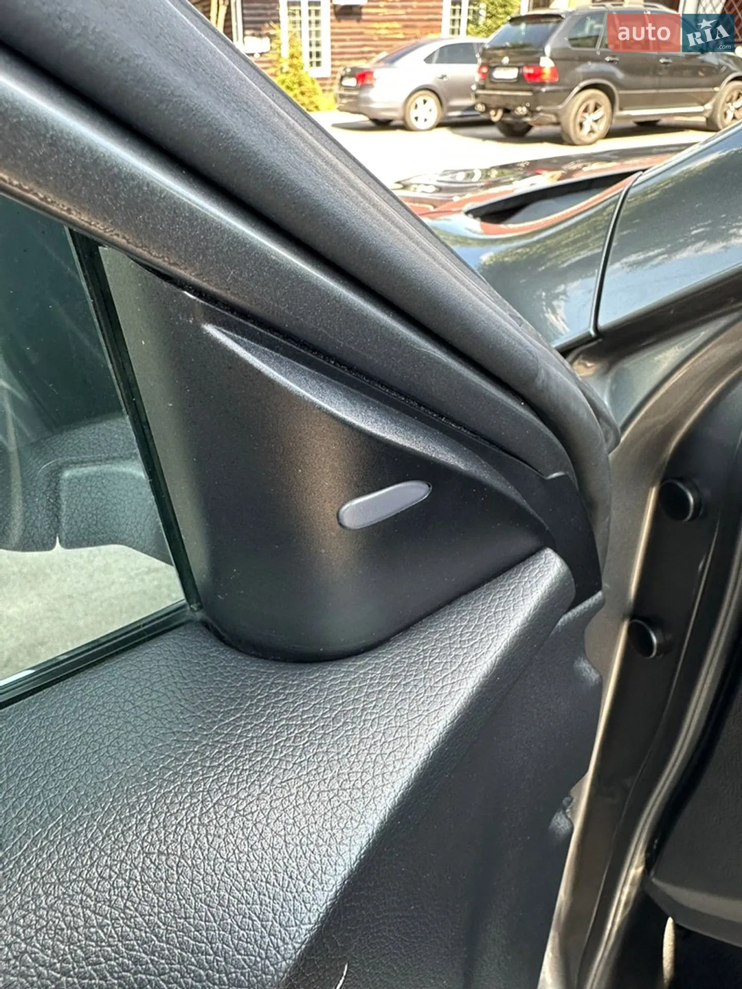 2015 Nissan X-Trail - мініатюра 31