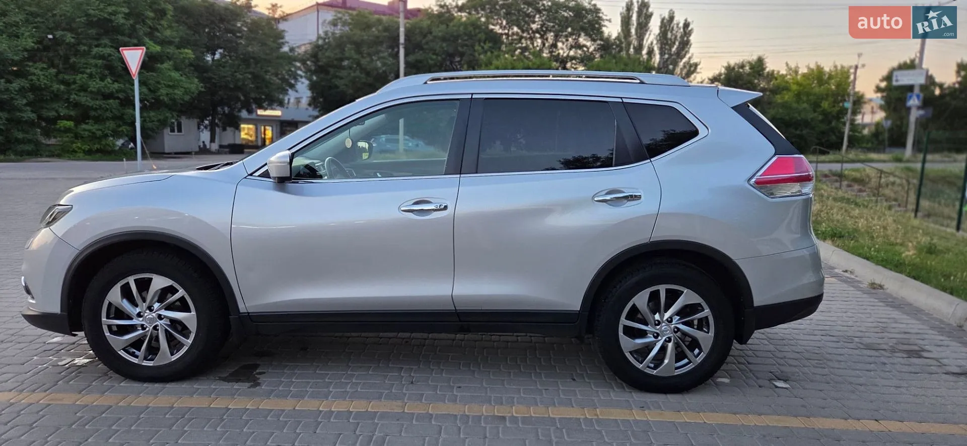 2016 Nissan X-Trail - мініатюра 7