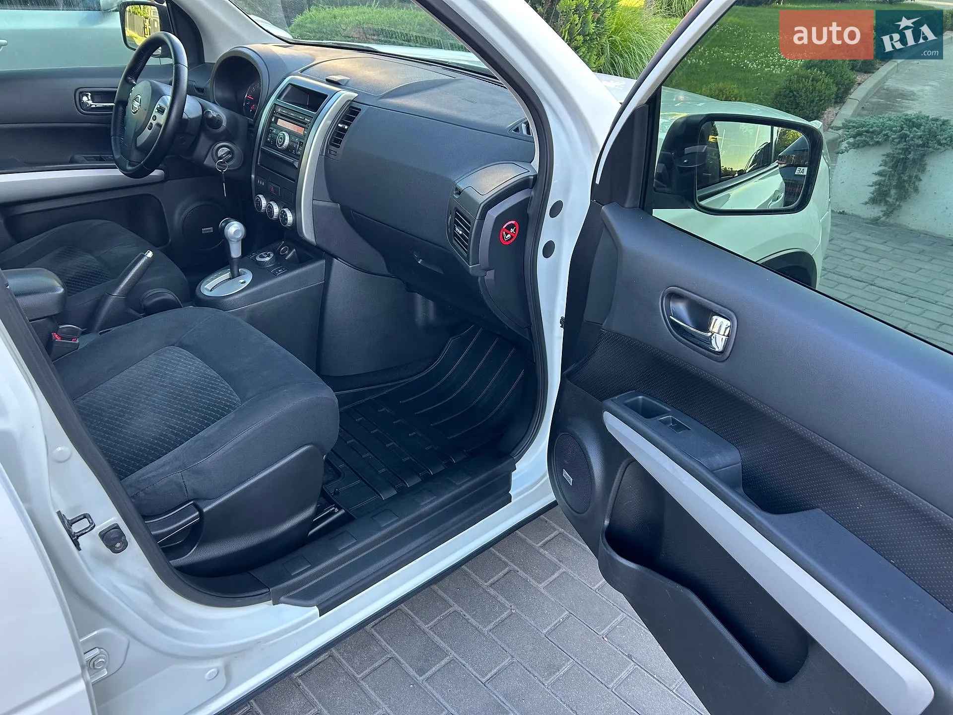 2012 Nissan X-Trail - мініатюра 42
