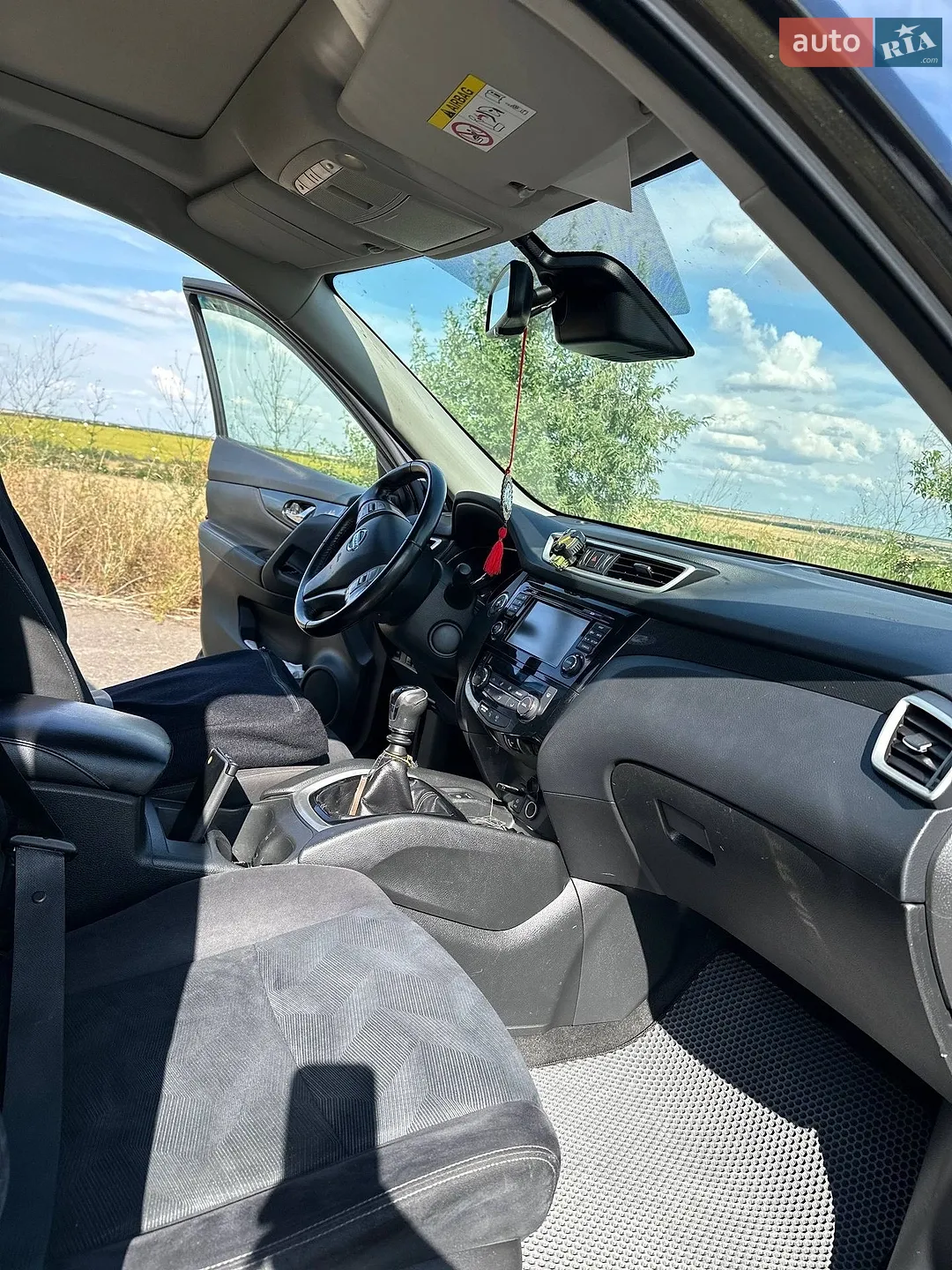 2015 Nissan X-Trail - мініатюра 15