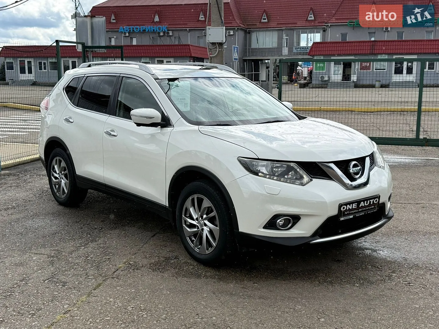2017 Nissan X-Trail - фото 1