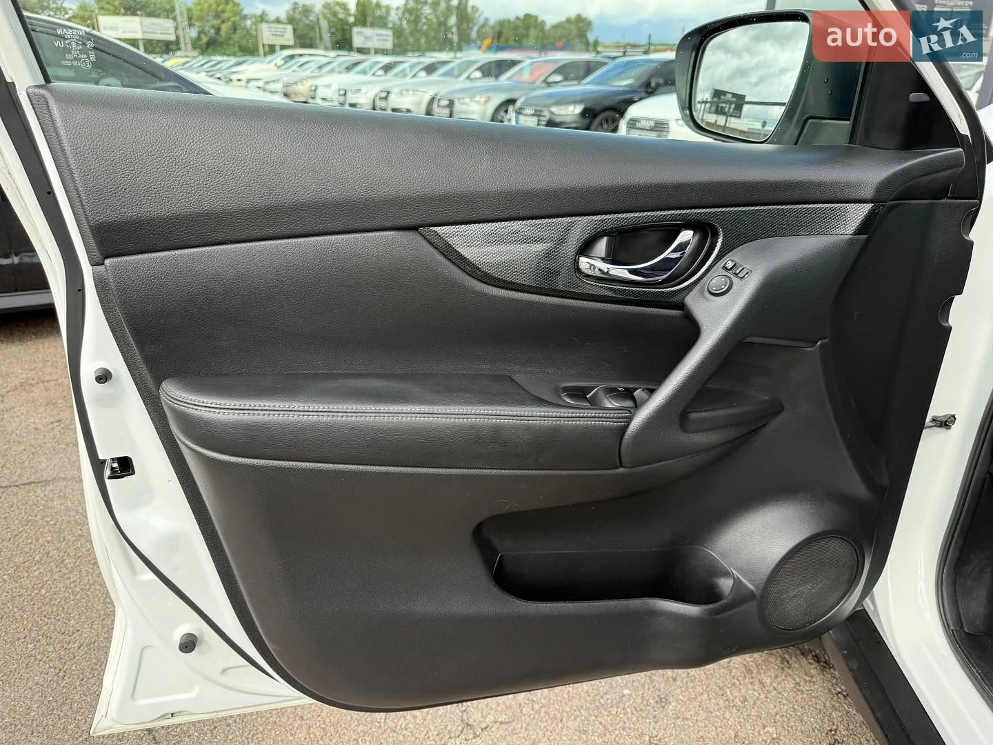 2017 Nissan X-Trail - мініатюра 14
