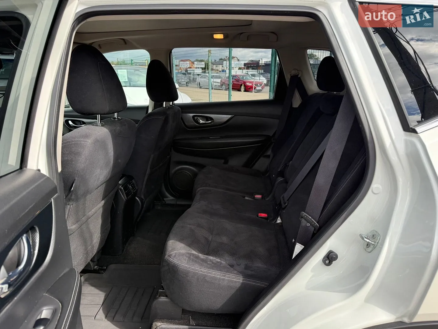 2017 Nissan X-Trail - мініатюра 16