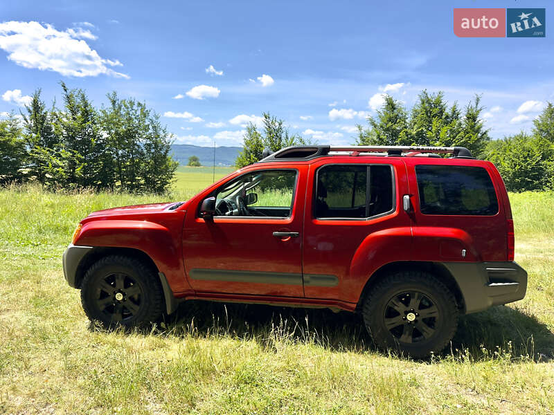 Позашляховик / Кросовер Nissan Xterra 2012 в Косові