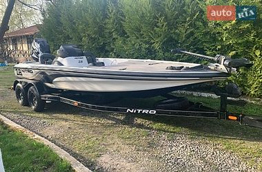 Катер Nitro Z 2010 в Киеве