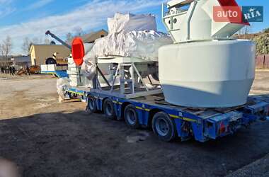 Низкорамна платформа Nooteboom BV 2008 в Львові