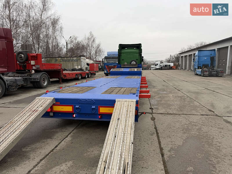 Низкорамная платформа Nooteboom OSD 2006 в Черновцах