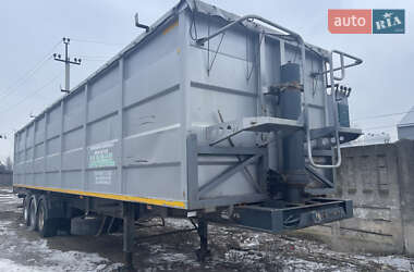 Зерновоз - полуприцеп Novatrail SKI 2001 в Миргороде