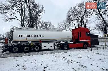 Цистерна полуприцеп Nursan Бензовоз 2022 в 
