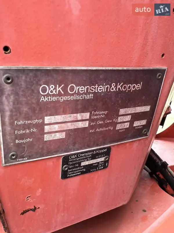 Фронтальный погрузчик O&K L 1993 в 