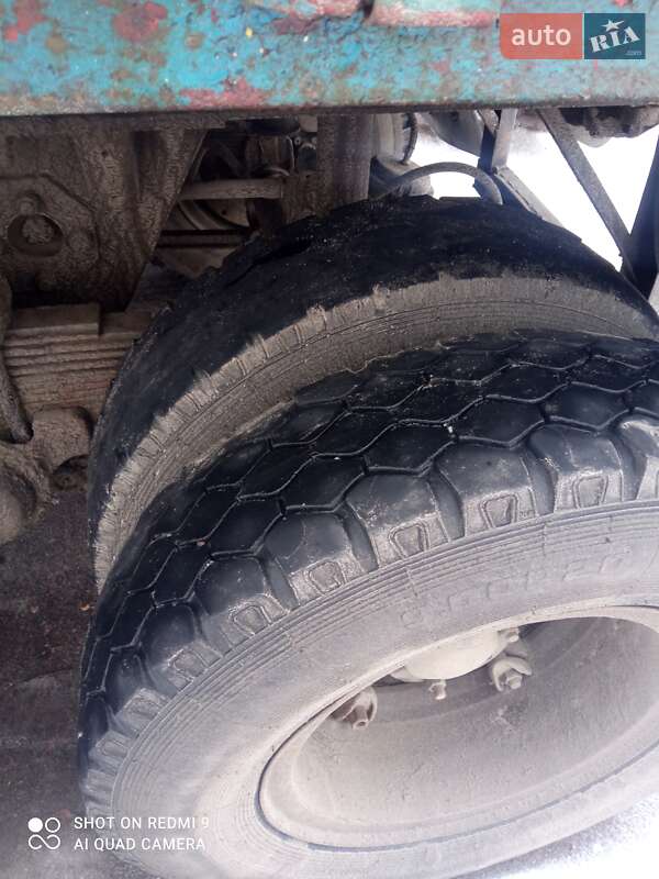 Зерновоз - полуприцеп ОДАЗ 9370 1991 в Тростянце