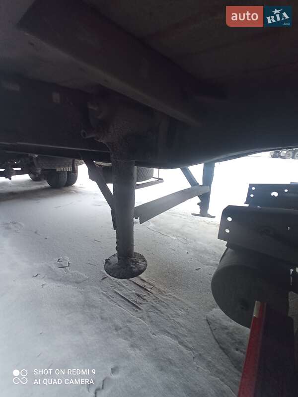 Зерновоз - полуприцеп ОДАЗ 9370 1991 в Тростянце