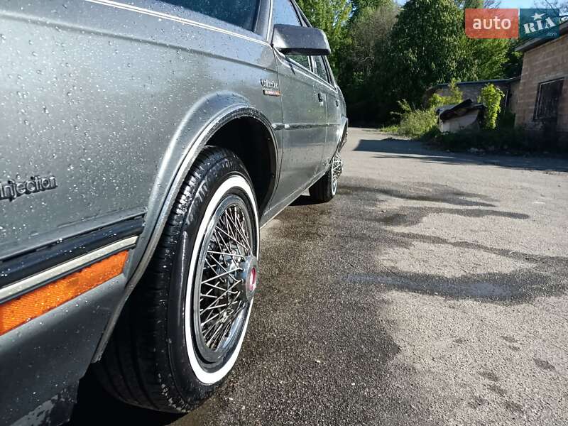 Седан Oldsmobile Cutlass Ciera 1985 в Киеве