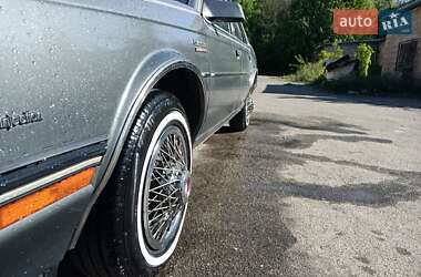 Седан Oldsmobile Cutlass Ciera 1985 в 