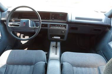 Седан Oldsmobile Cutlass 1993 в 