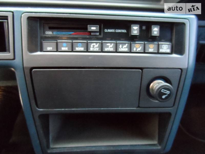 Седан Oldsmobile Cutlass 1993 в Днепре