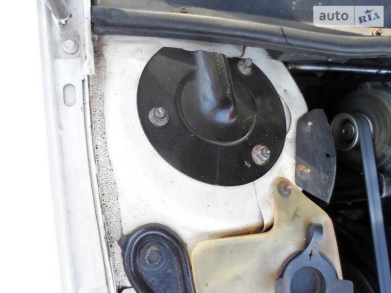 Седан Oldsmobile Cutlass 1993 в Днепре