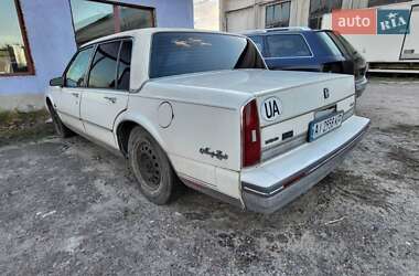Седан Oldsmobile Ninety Eidht 1986 в 