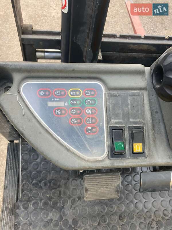 Вилочный погрузчик OM-Fiat EU3 2007 в Ужгороде фото 6 Вилочный погрузчик OM-Fiat EU3 2007 в Ужгороде