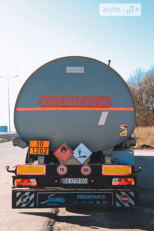 Цистерна напівпричіп OMT 3SCO1 2004 в Хмельницькому