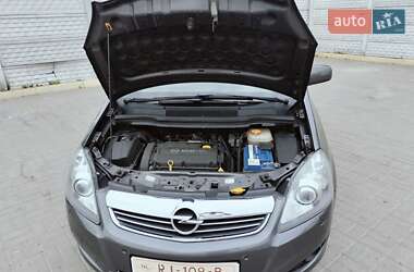 Минивэн Opel 1.8 Liter 2012 в 