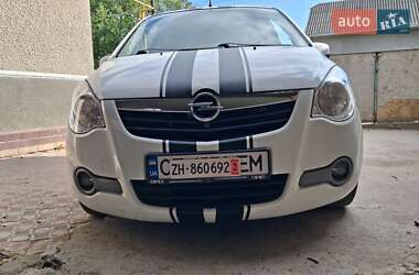 Хетчбек Opel Agila 2013 в Чернівцях